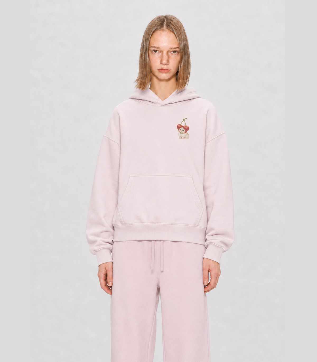 DELICIUS Women’s Heavyweight Boxy Hoodie / AKMANT